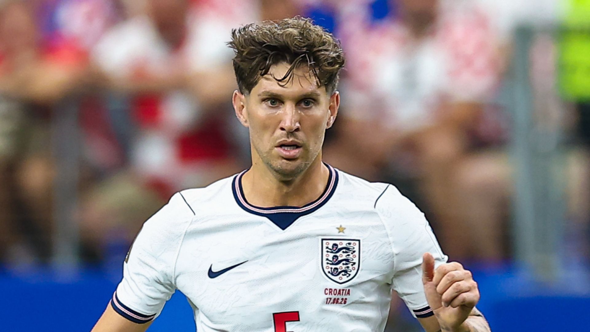 Arsenal, Saliba Şoku Sonrası Stones ve Konsa’yı Hedef Aldı