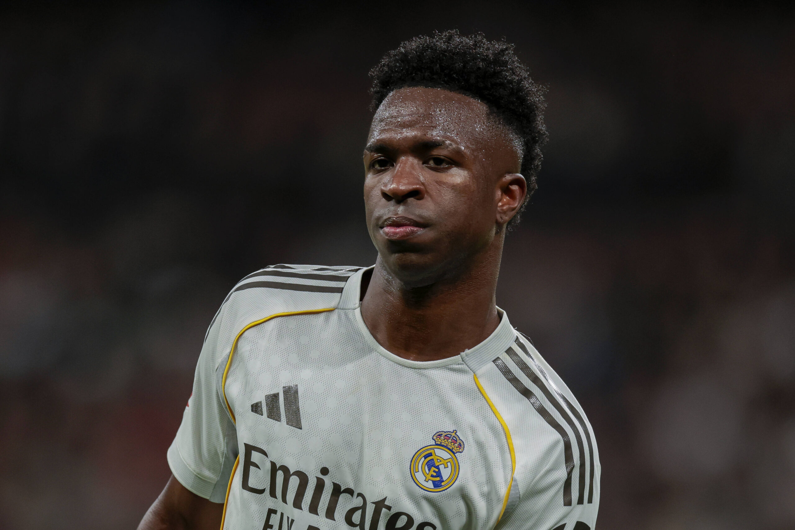 Arsenal, Vinicius Junior İçin Real Madrid'in 160 Milyon Sterlinlik Bedelini Gözden Geçiriyor