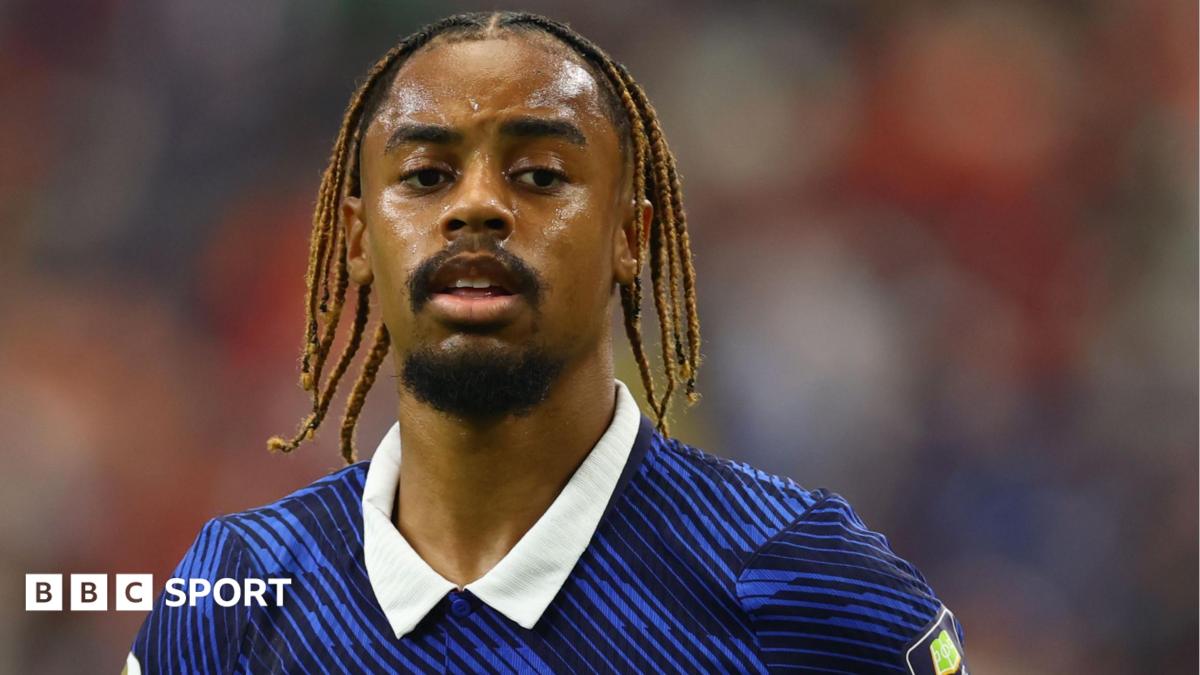 Liverpool, PSG'li Barcola için teklif hazırlıyor