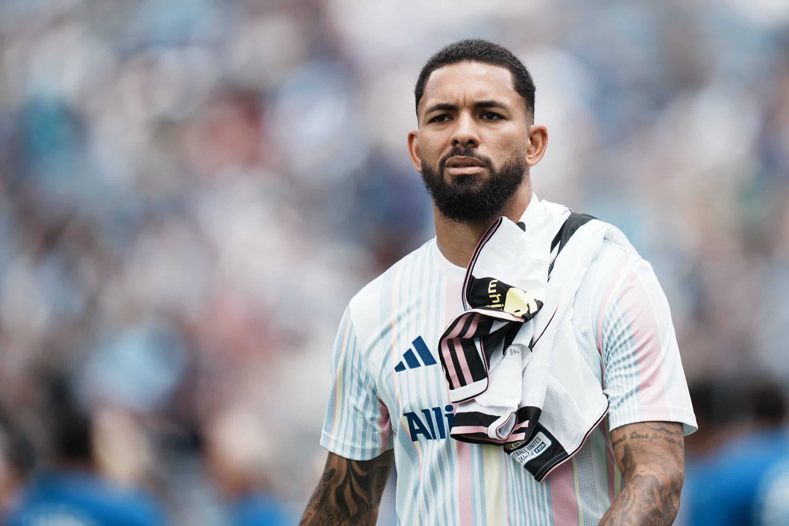 Douglas Luiz, Manchester United'a mı? Juventus Yıldızı Yaz Transferi İçin İstekli