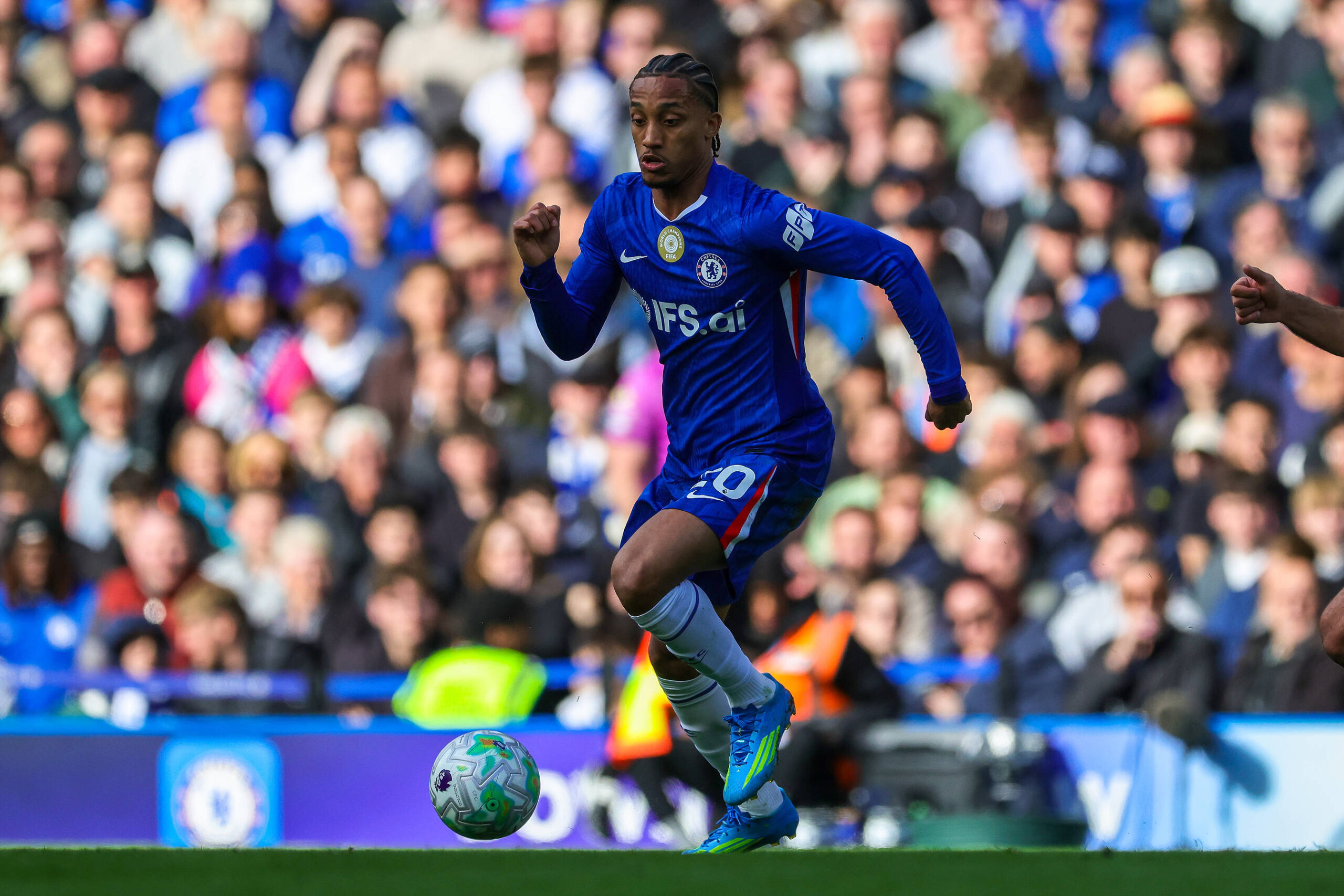 Joao Pedro'ya Chelsea'den Yeni Sözleşme