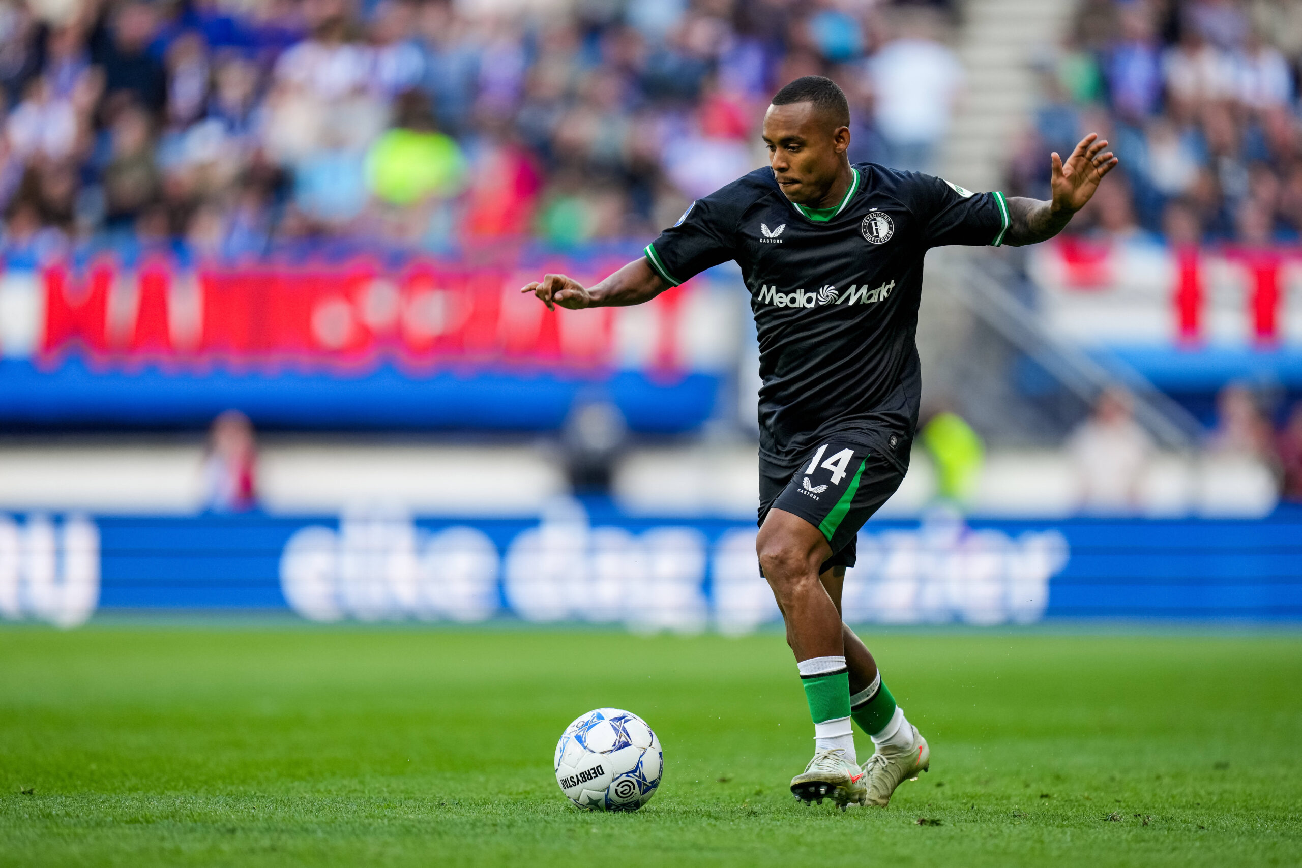 Leeds United, 50 Milyon Euro'luk Forvet Igor Paixao İçin Harekete Geçti