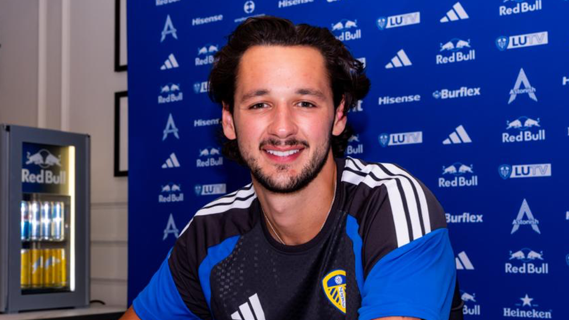 Leeds United, İngiliz Kaleci Trafford'u Kulüp Rekoru Kırarak Transfer Etti