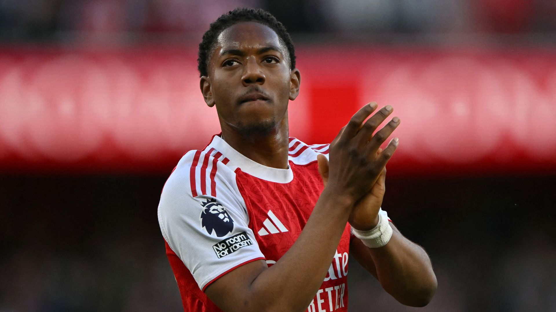 Chelsea, Lewis-Skelly İçin Nabız Yokluyor: Arsenal'in İkilemi