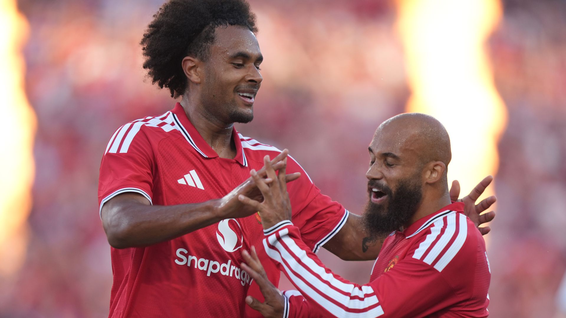 Man Utd 1-1 Leeds: Zirkzee ve Aaronson Dublin'de Parladı