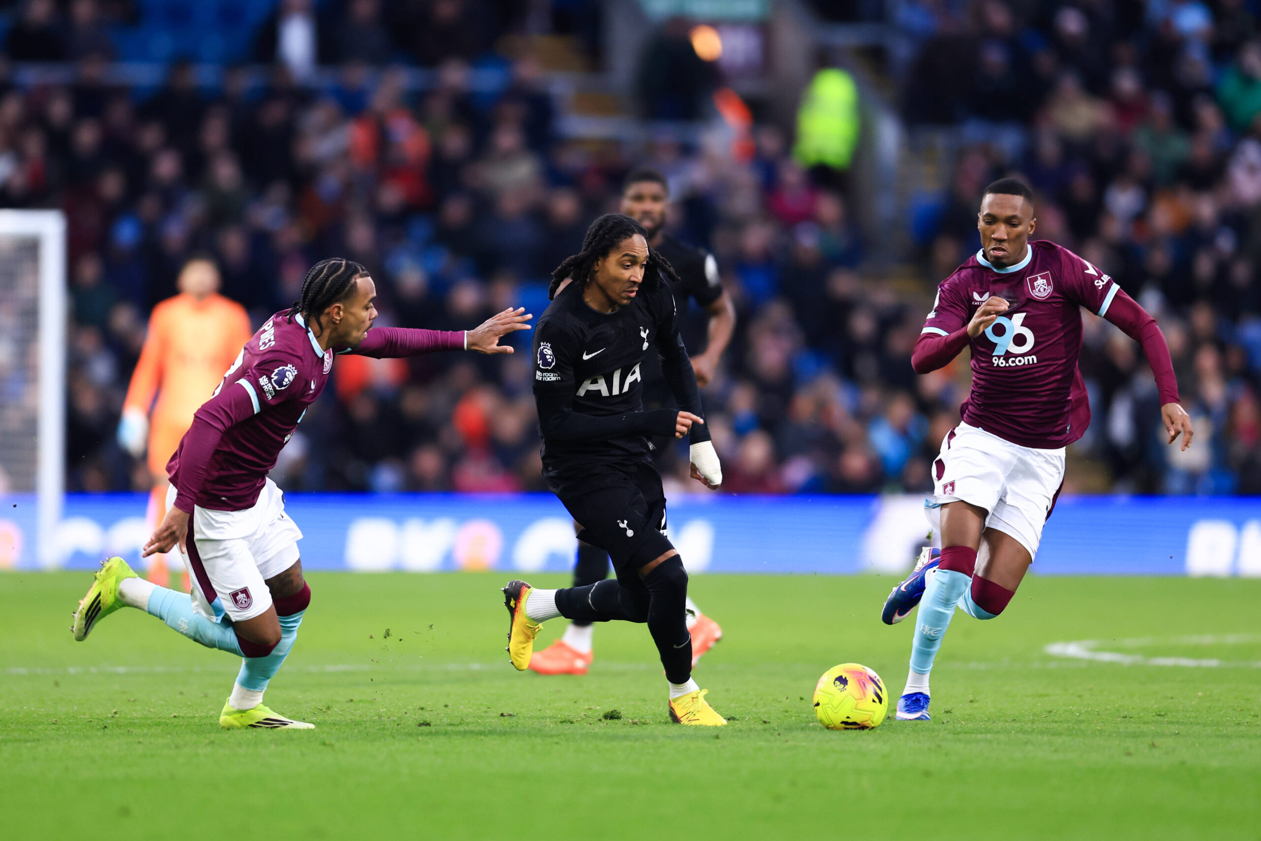 Djed Spence Inter'de! Tottenham ile 30 Milyon Sterlin Anlaşma