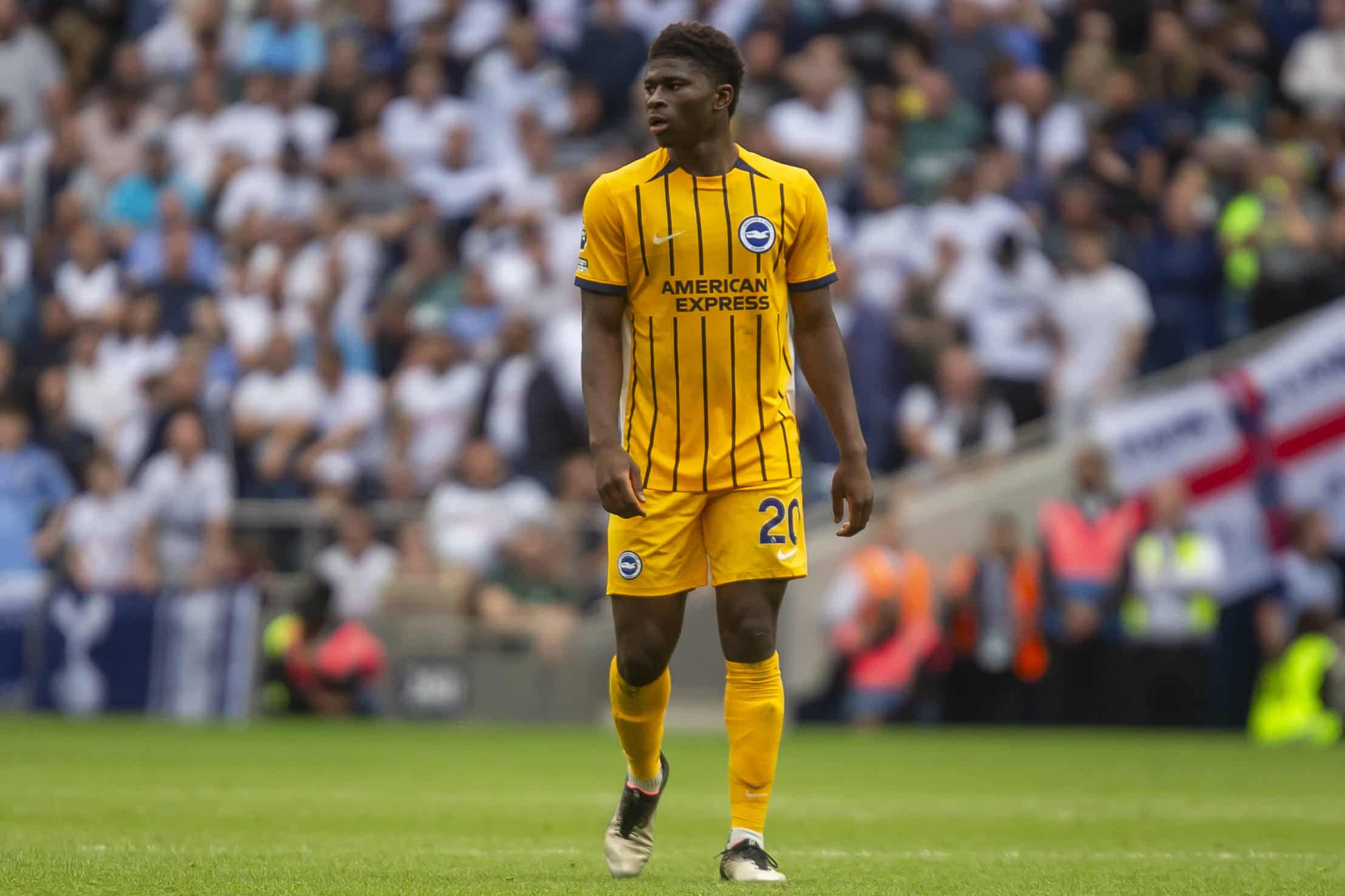 Newcastle'ın Yıldız Hedefi Carlos Baleba! Orta Saha Yeniden Yapılanıyor