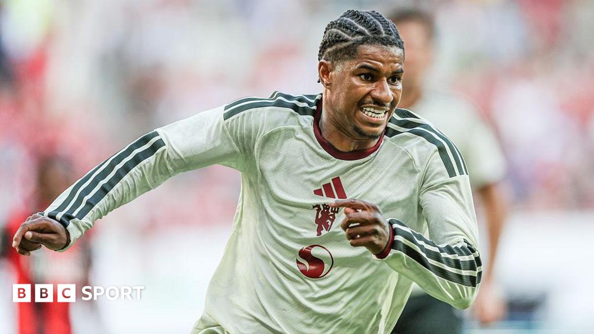 Rashford'dan Carragher Yanıtı: Neville Podcast Yorumu Sonrası