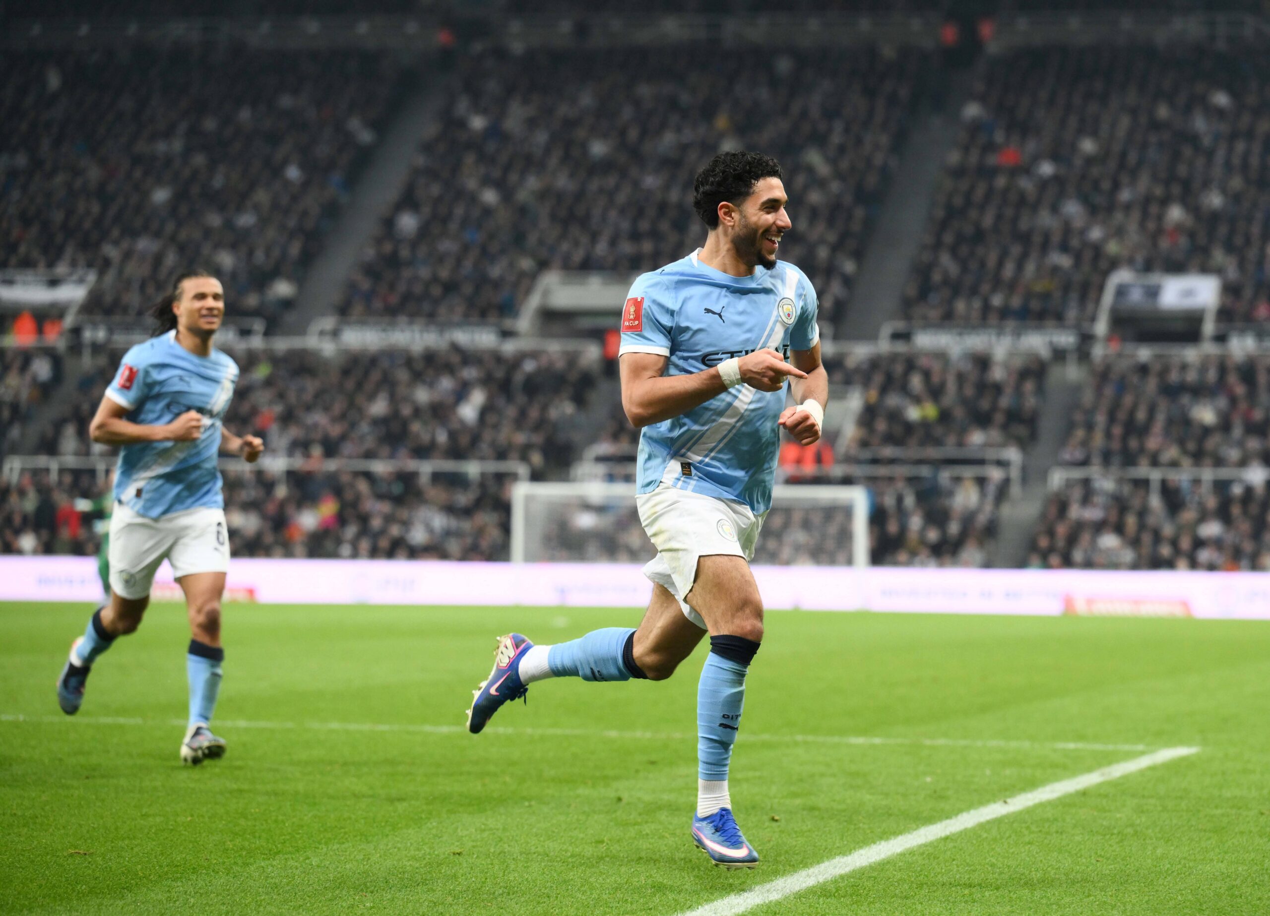 Tottenham, Marmoush ve Savinho İçin 140 Milyon Sterlinlik Çifte Anlaşmaya Yakın