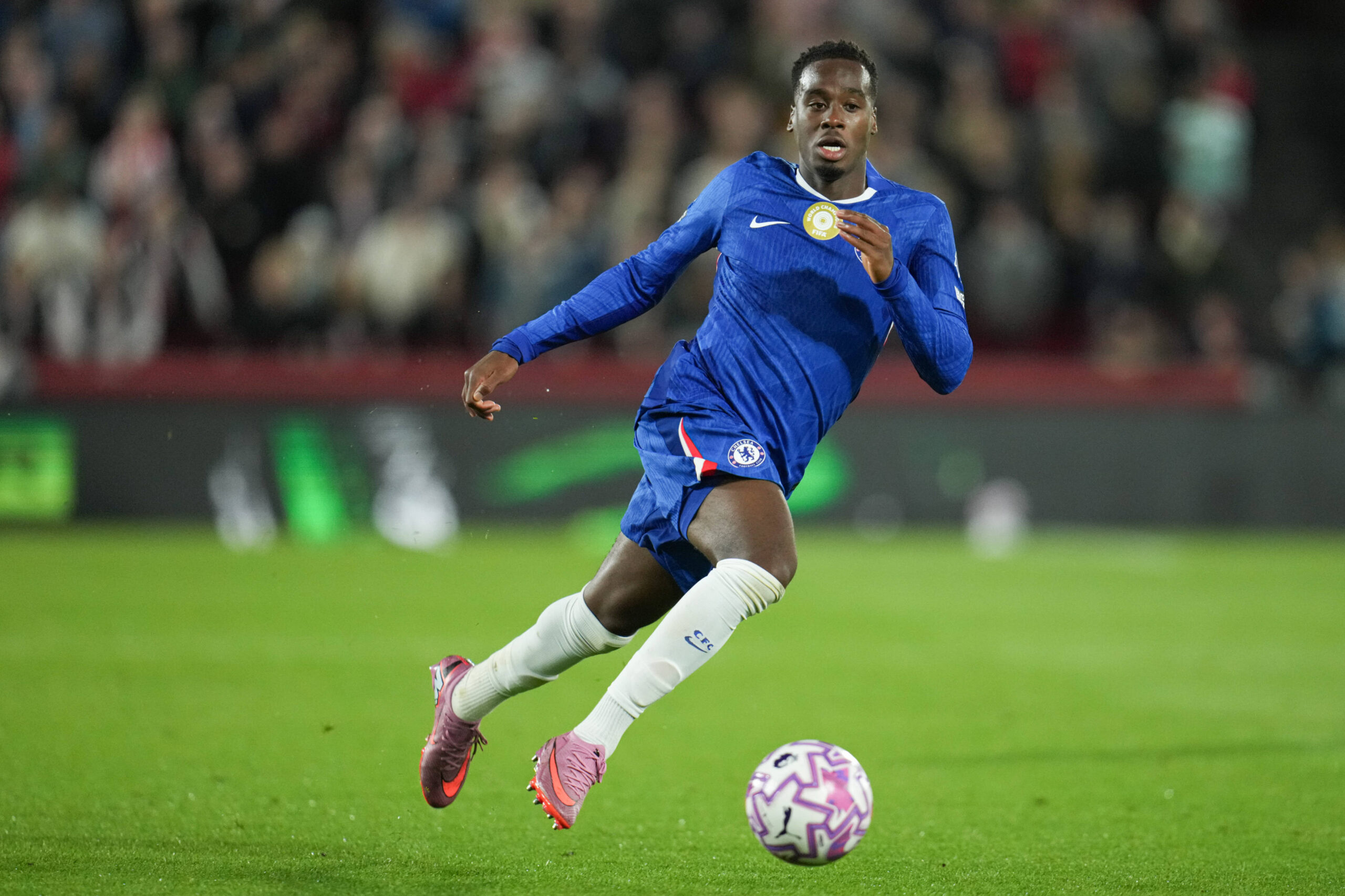 Chelsea, Gittens için Roma'nın Kiralama Teklifini Reddetti