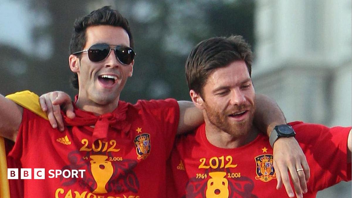 Rafa Benitez: Arbeloa ve Alonso'nun Mücadelesi Fulham-Chelsea Karşılaşmasında