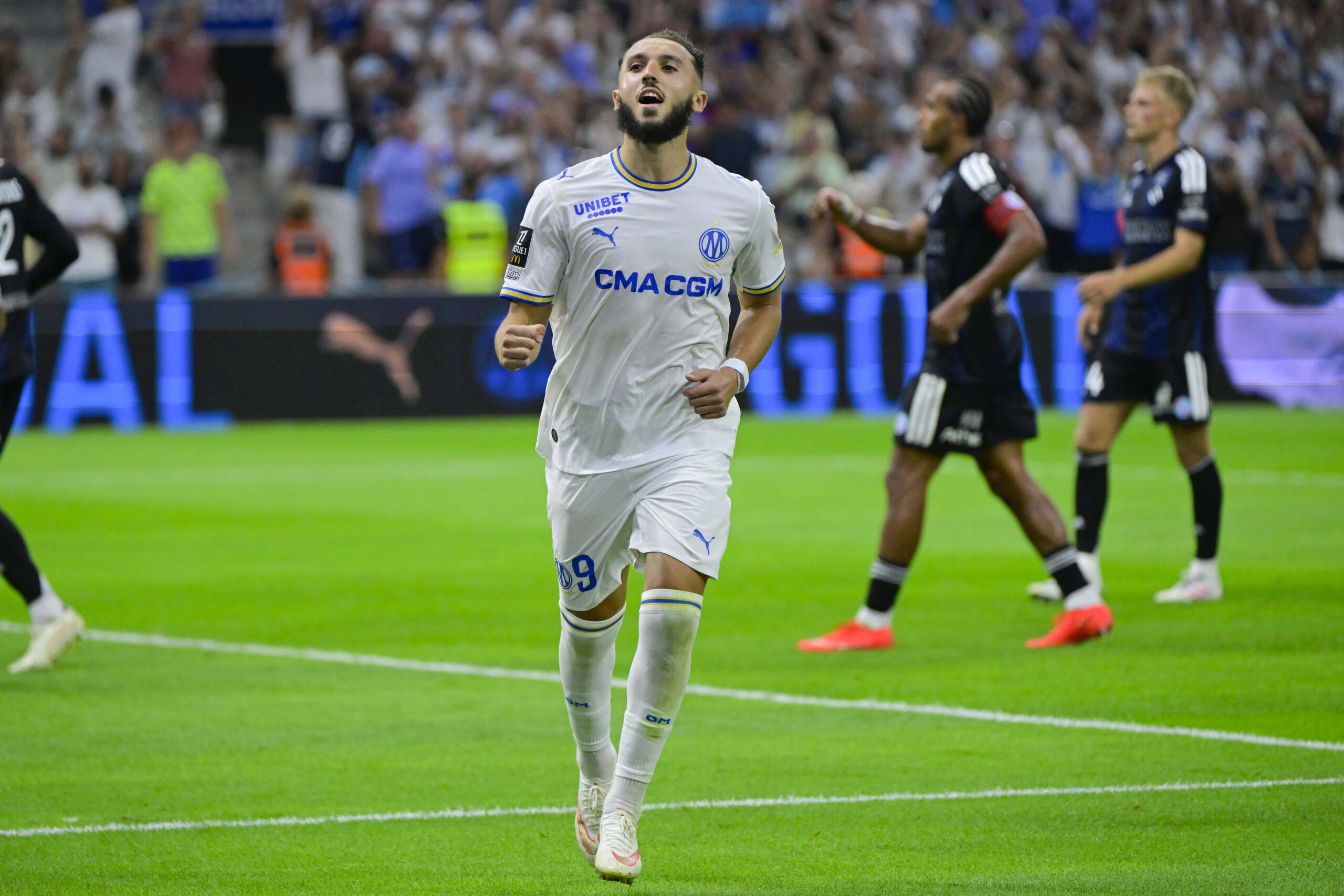 Amine Gouiri Transfer: Tottenham, Napoli ile Yarışta