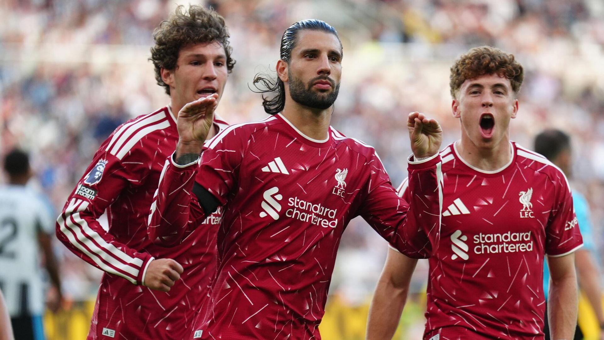 Liverpool - Nottingham Forest: Canlı Kadro Haberleri ve Analiz