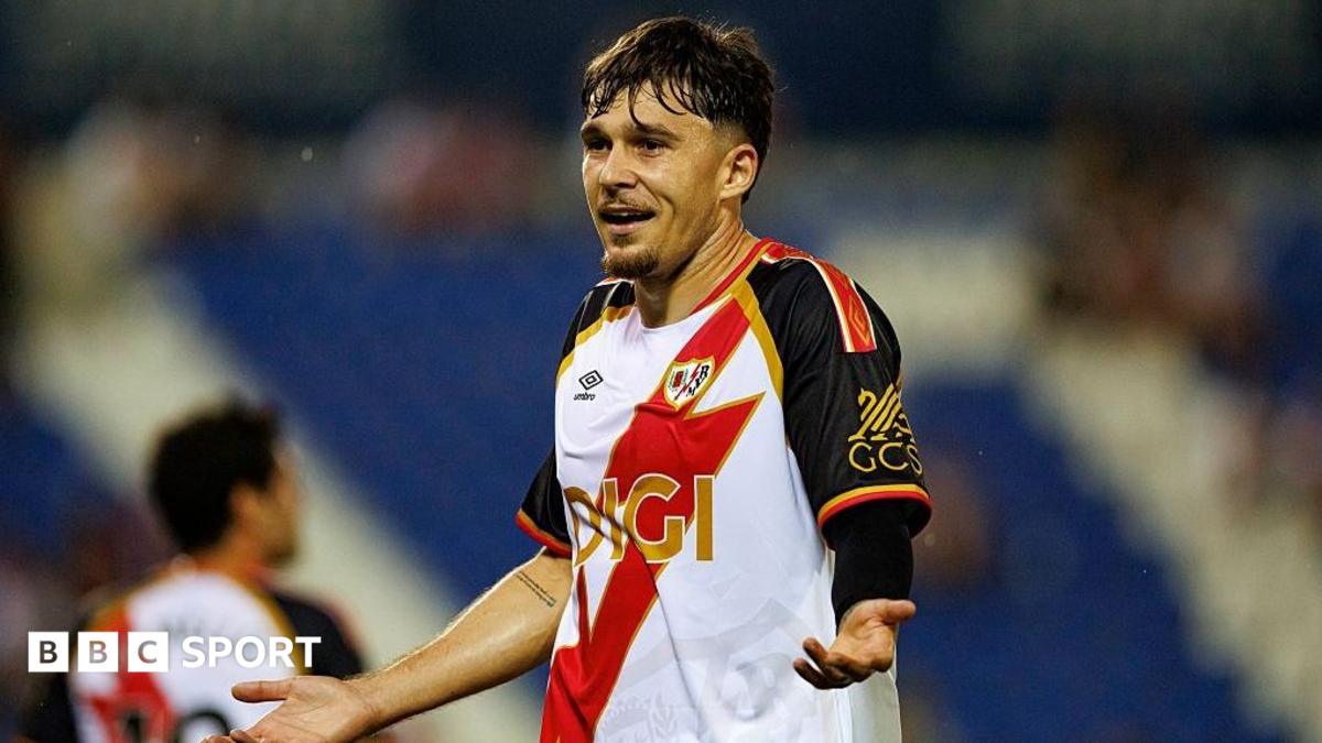 Fulham, Rayo Vallecano'nun Yıldızı Ratiu İçin Görüşmelere Başladı