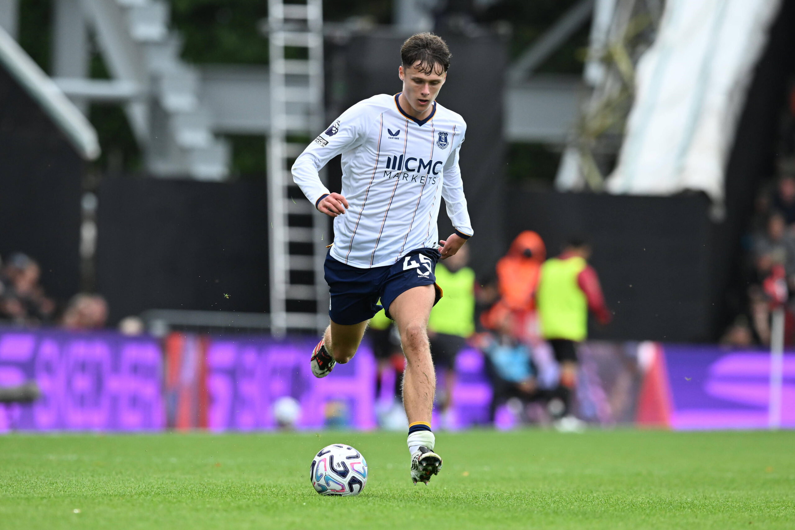 Nottingham Forest, Harrison Armstrong İçin 40 Milyon Sterlinlik Teklif Yaptı