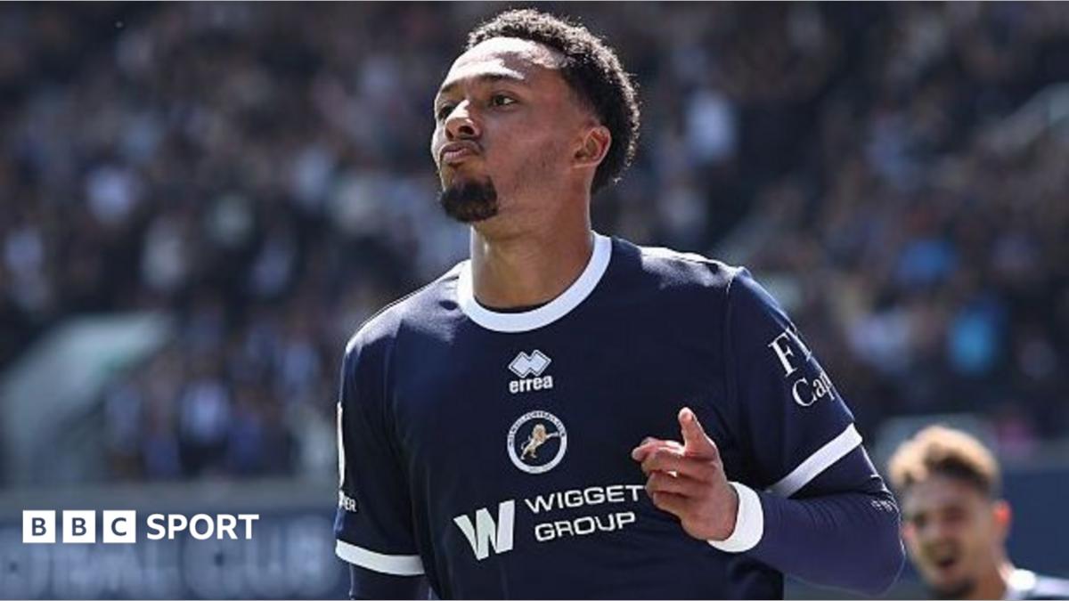 Brighton, Millwall Kanat Oyuncusu Femi Azeez İçin 15 Milyon Sterlin'lik Anlaşma Sağladı