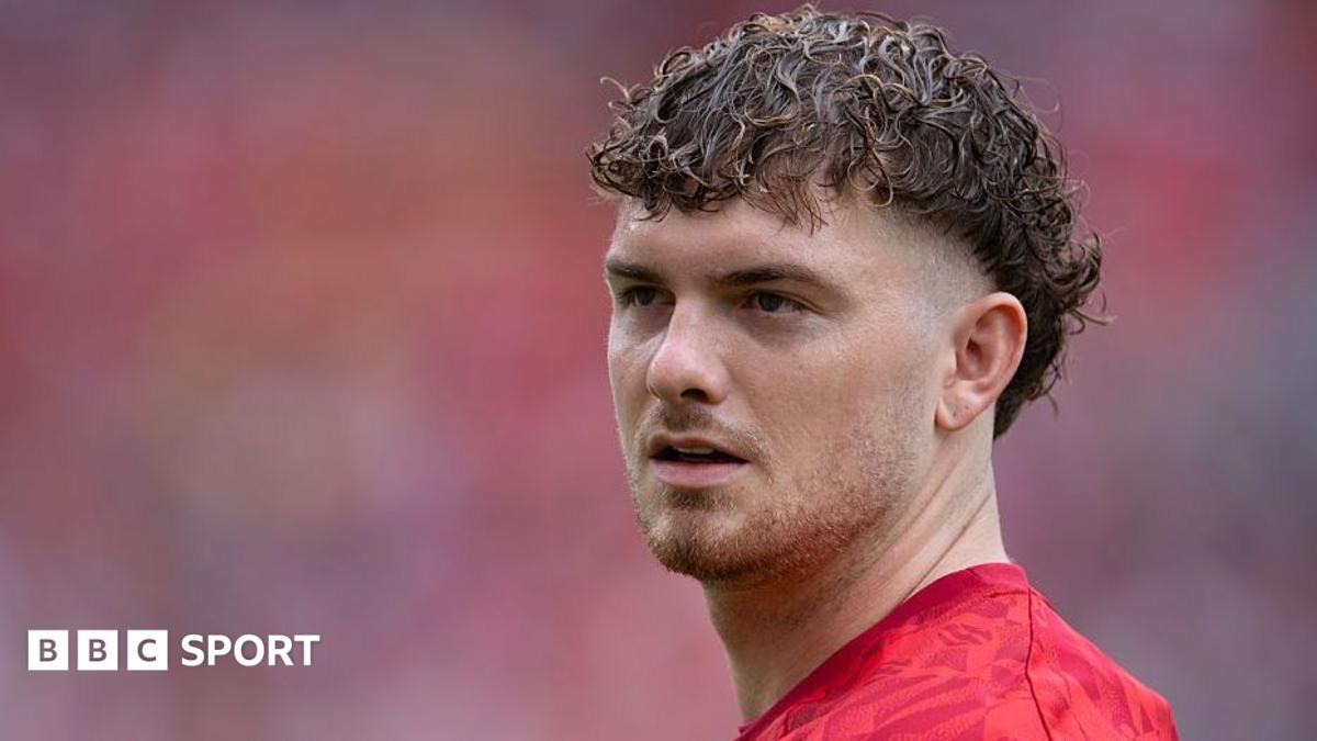Liverpool'da Harvey Elliott Valencia'ya Kiralandı