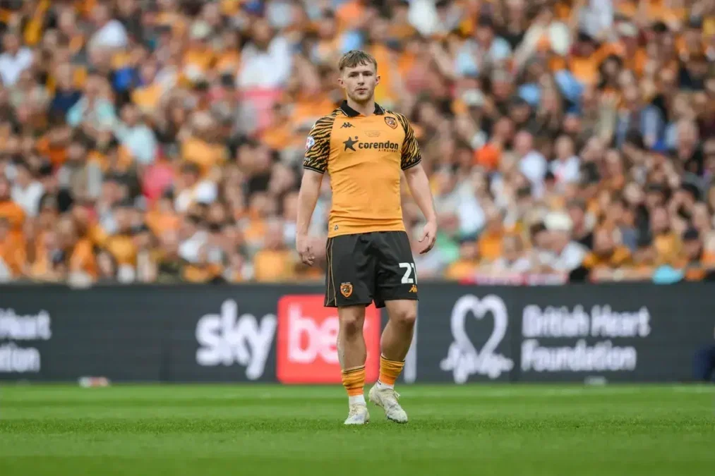 Hull City, Gelhardt Transferinde Sheffield United'ı Geçti