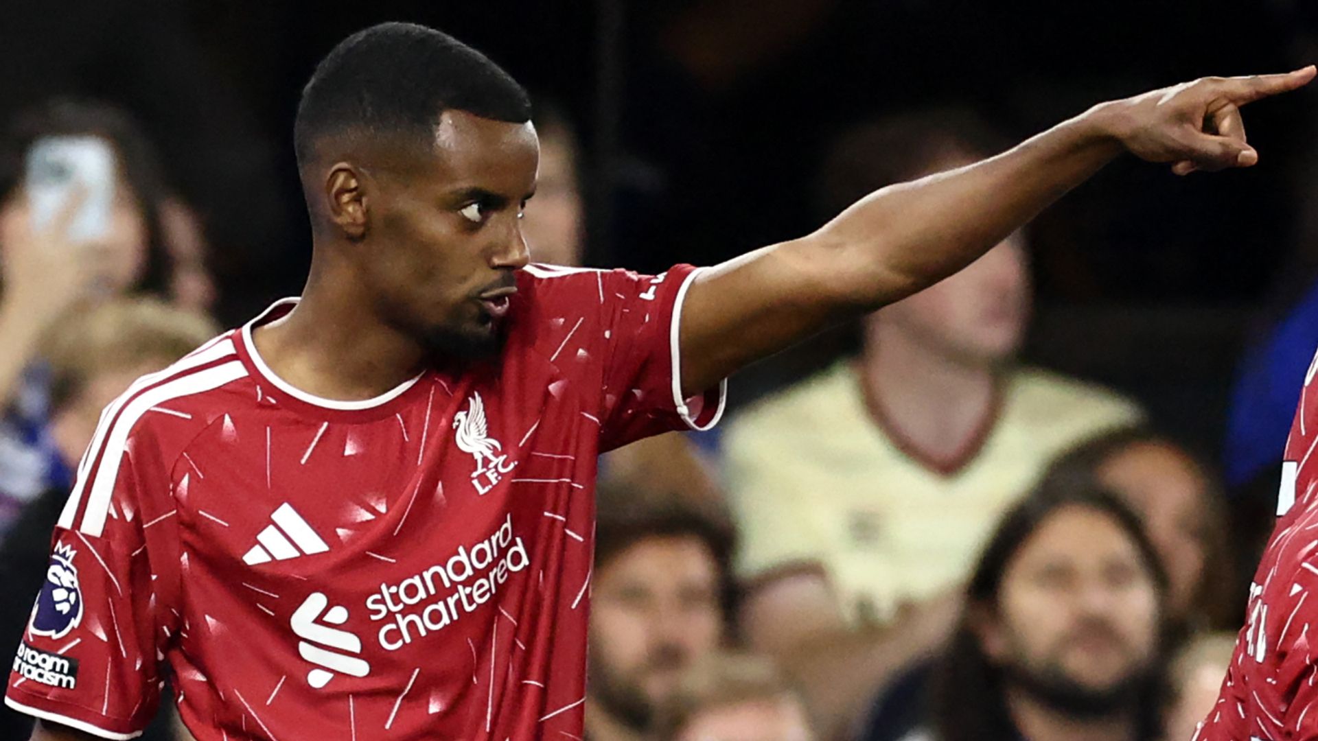 Iraola'nın Liverpool'daki İlk Zaferi: Isak'ın Çifte Golleri Ipswich'i Devirdi
