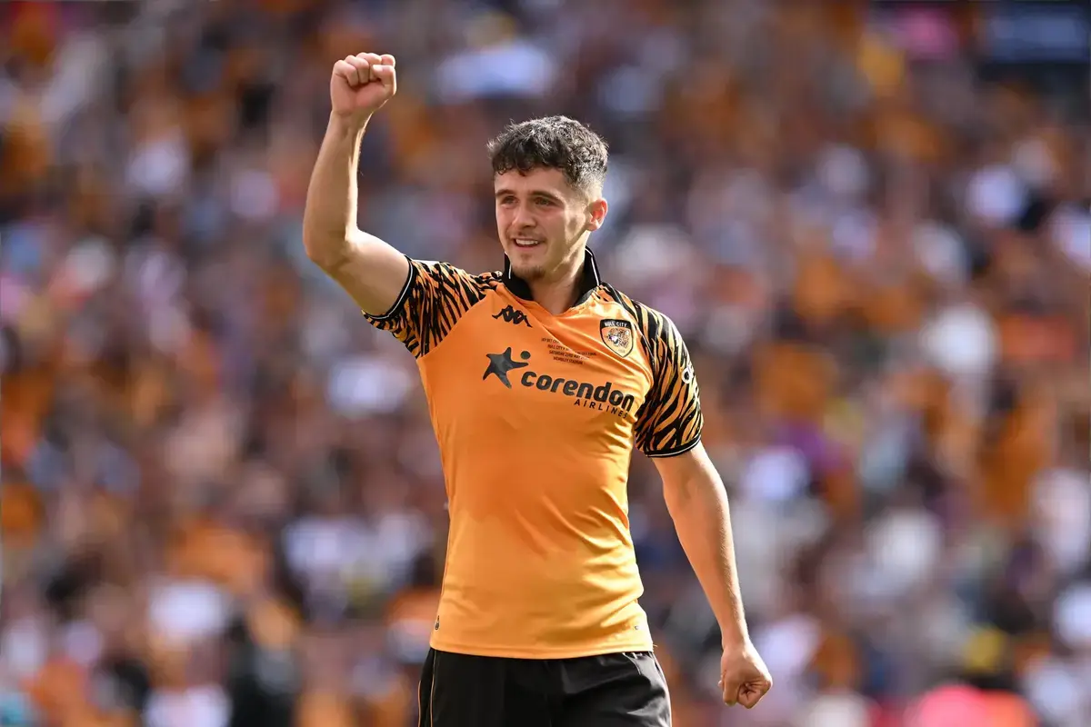 Burnley, Ryan Giles'i Kiralık Olarak Kadrosuna Katıyor