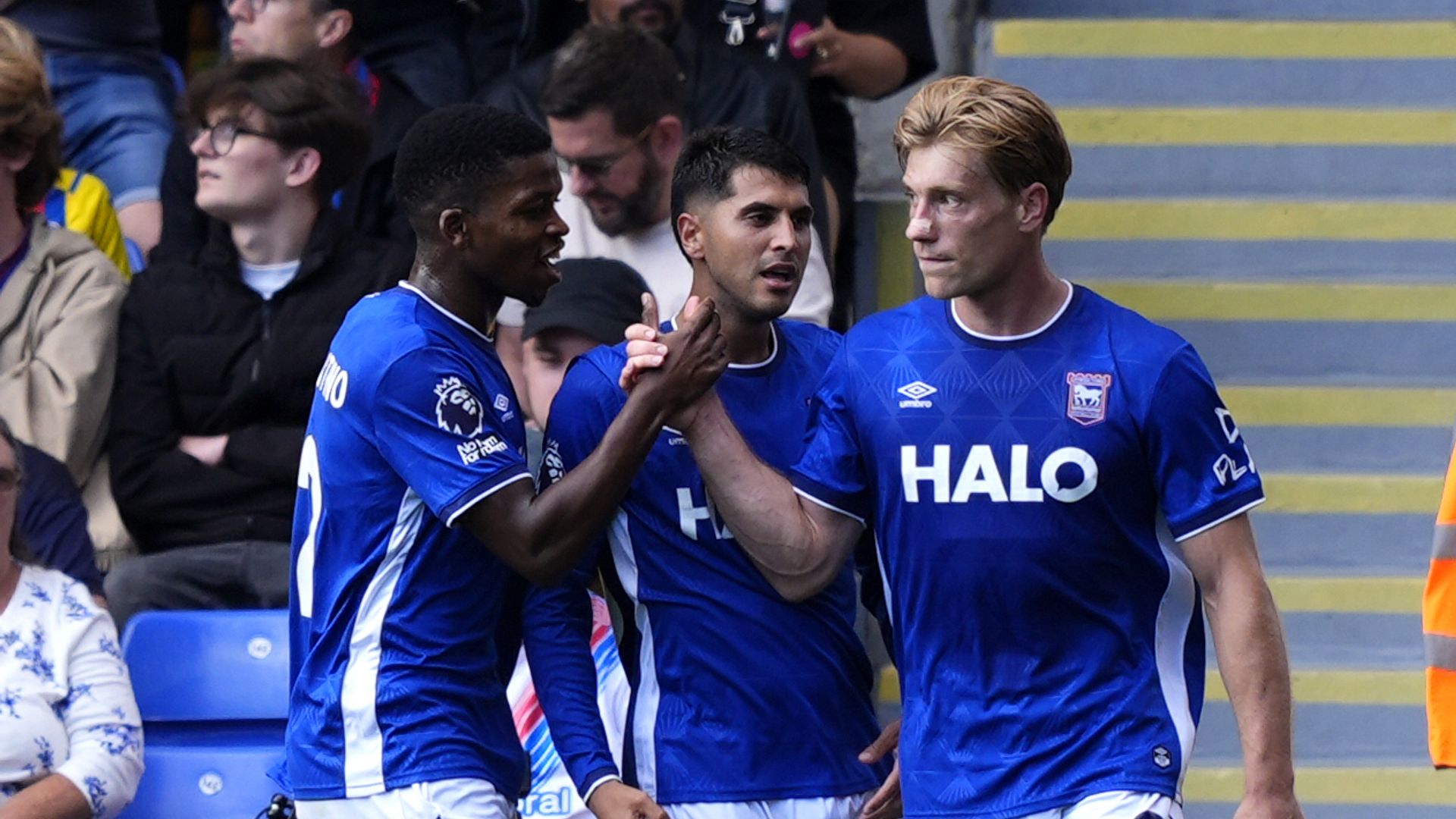 Ipswich, 10 Kişilik Crystal Palace'ı 3-2 Yendi: Flemming 90'da Kazandırdı