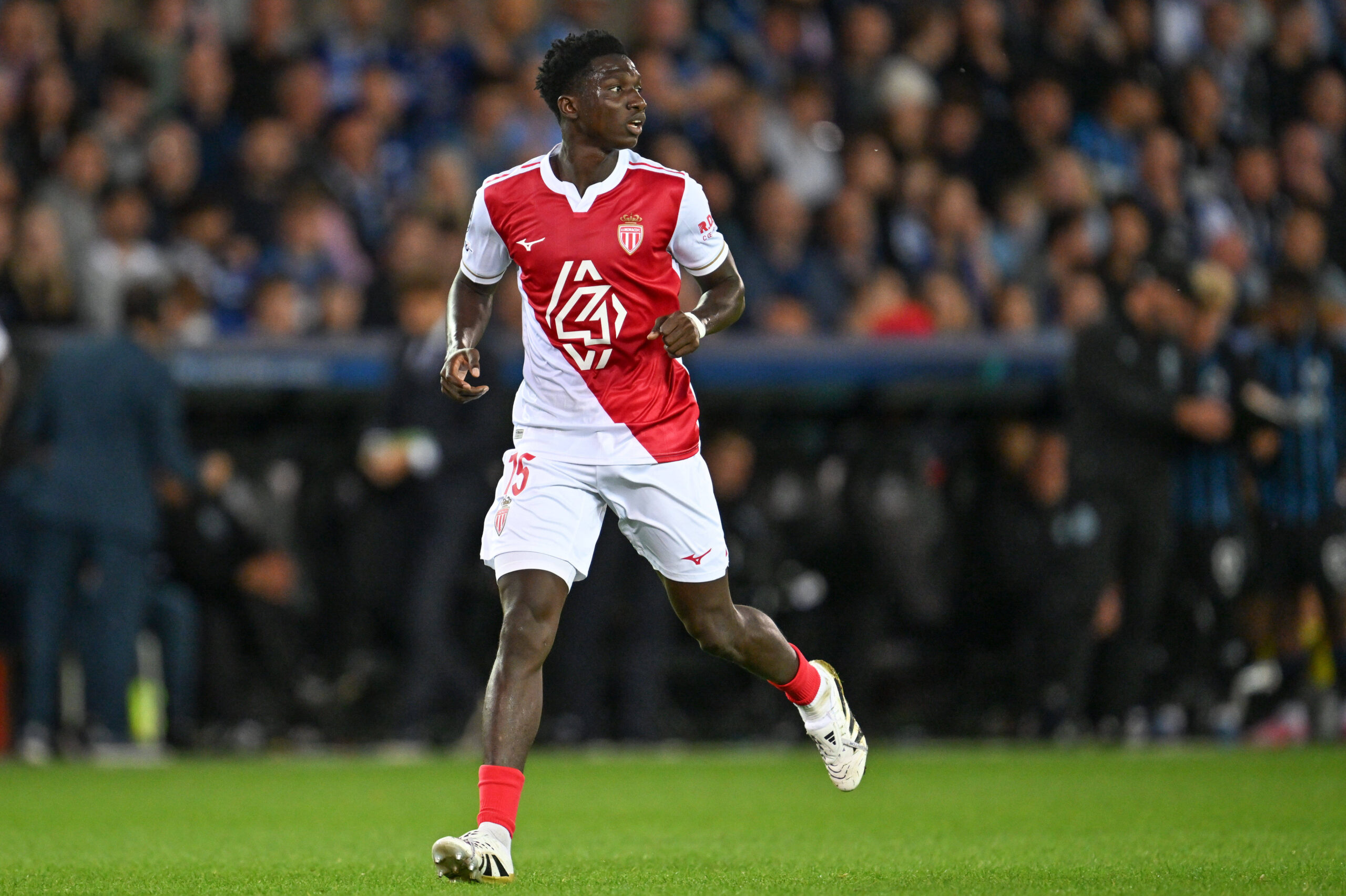 Monaco, Lamine Camara'yı Satabilir: Liverpool ve Chelsea Alarmda