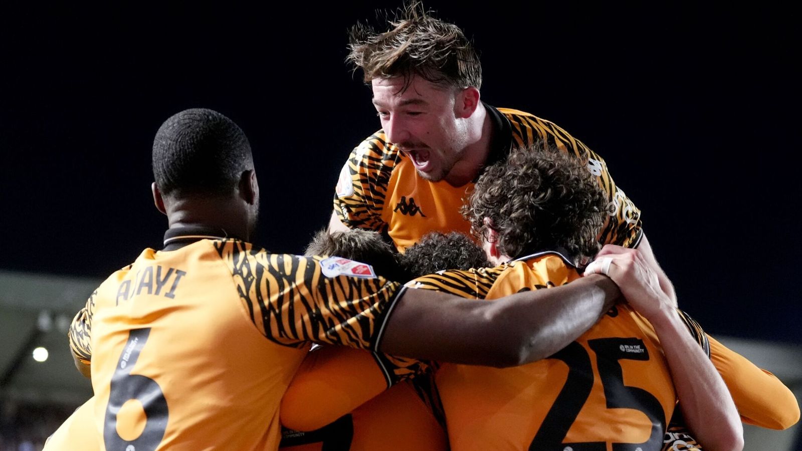 Hull City Wembley'de: Millwall'ı 2-0'la geçti