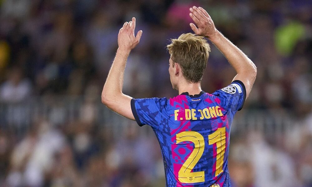 Gullit: De Jong Liverpool için 'gerçekçi bir seçenek