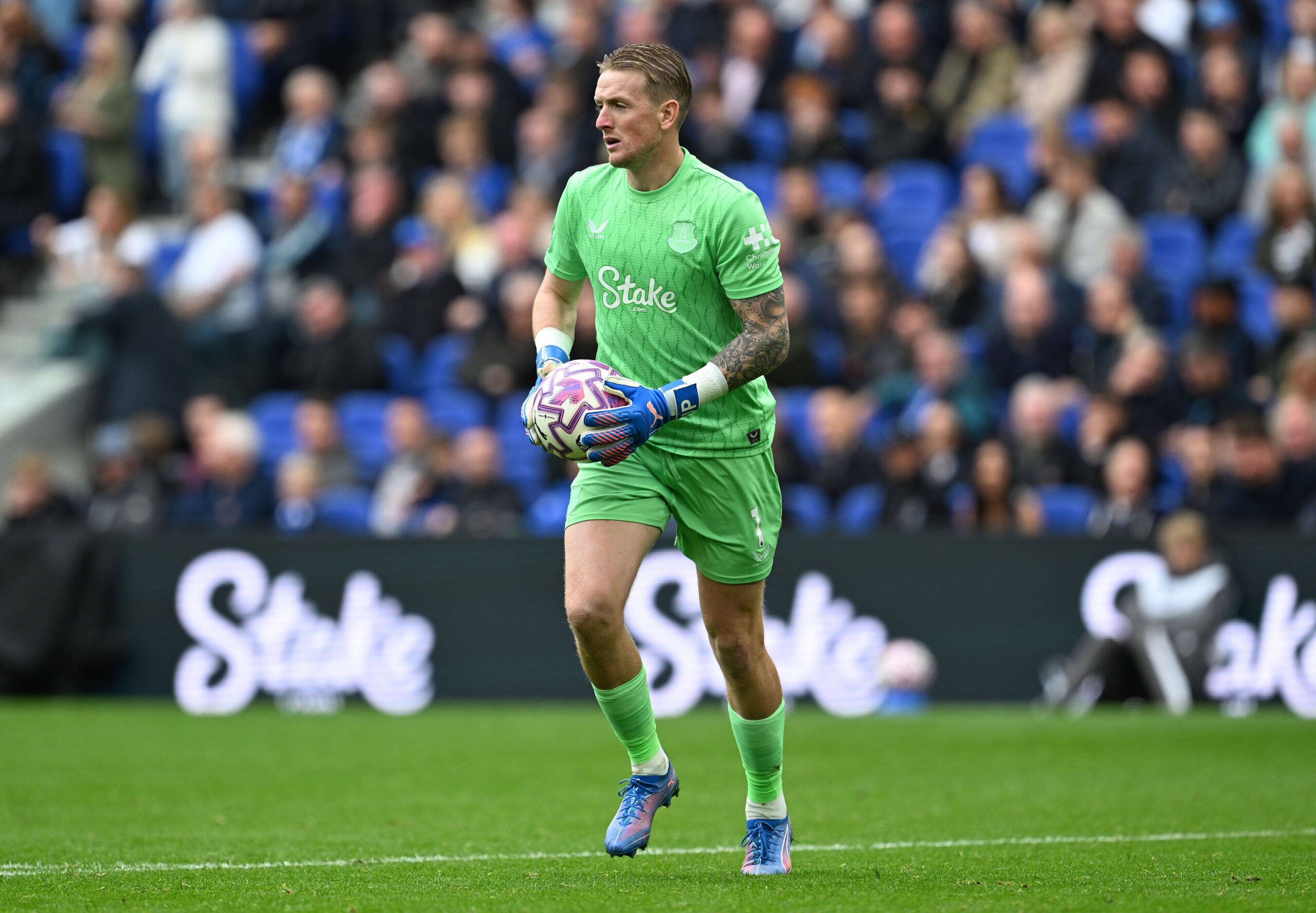 Pickford Bayern Münih'e mi? Everton'dan net ret