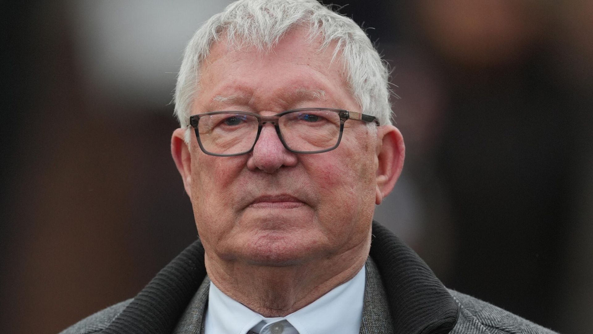 Sir Alex Ferguson: Beyin kanaması sonrası Old Trafford'a dönmekten korktum