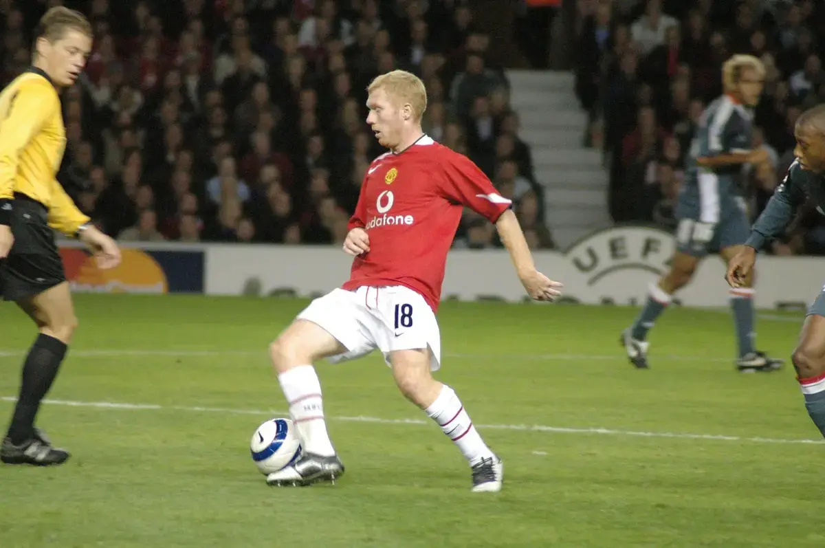 Premier Lig'in Efsane Tek Kulüp Adamları: Giggs, Scholes, Adams