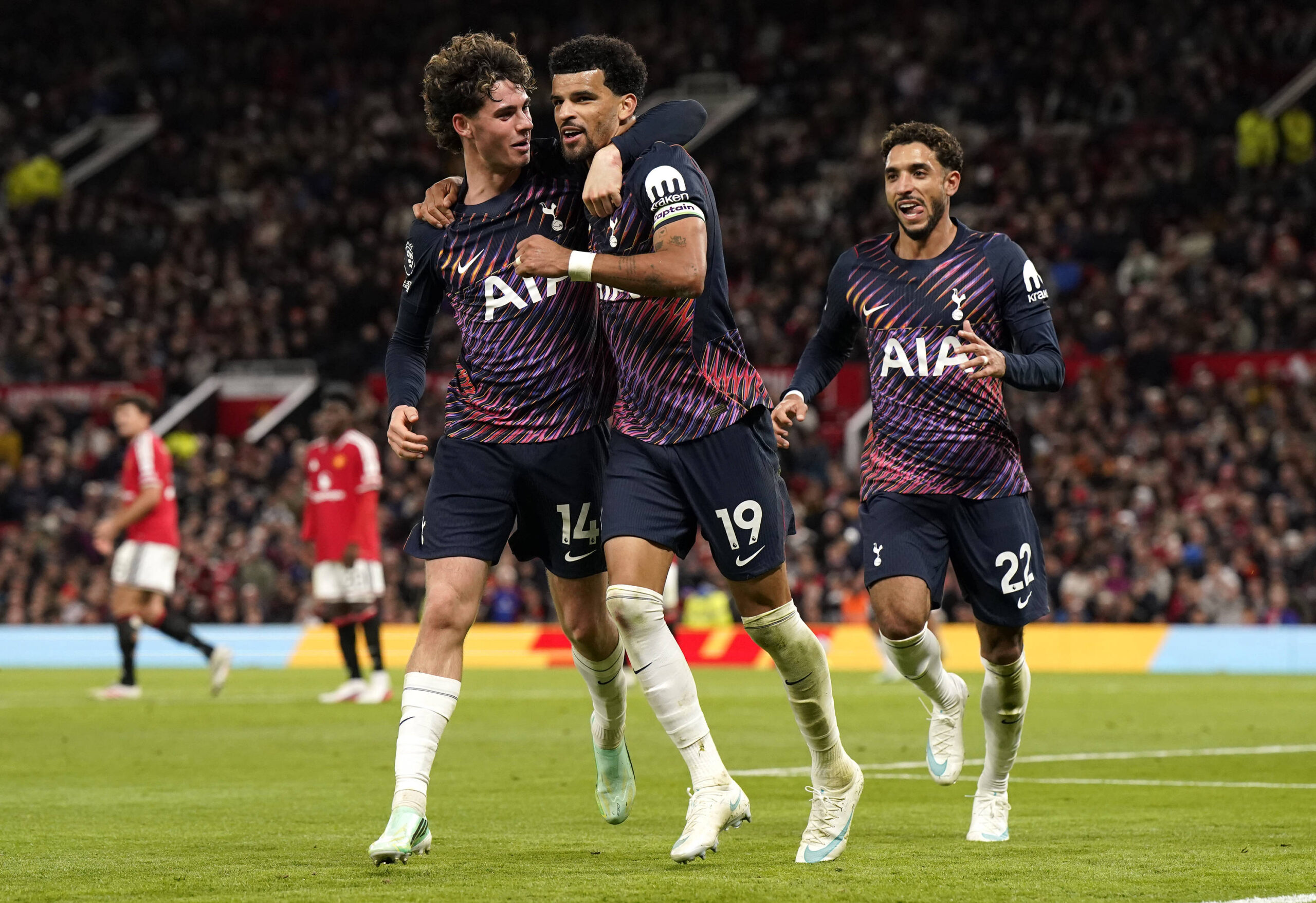 Man United 1-1 Tottenham: Solanke 10 Kişi Spurs'ü Kurtardı