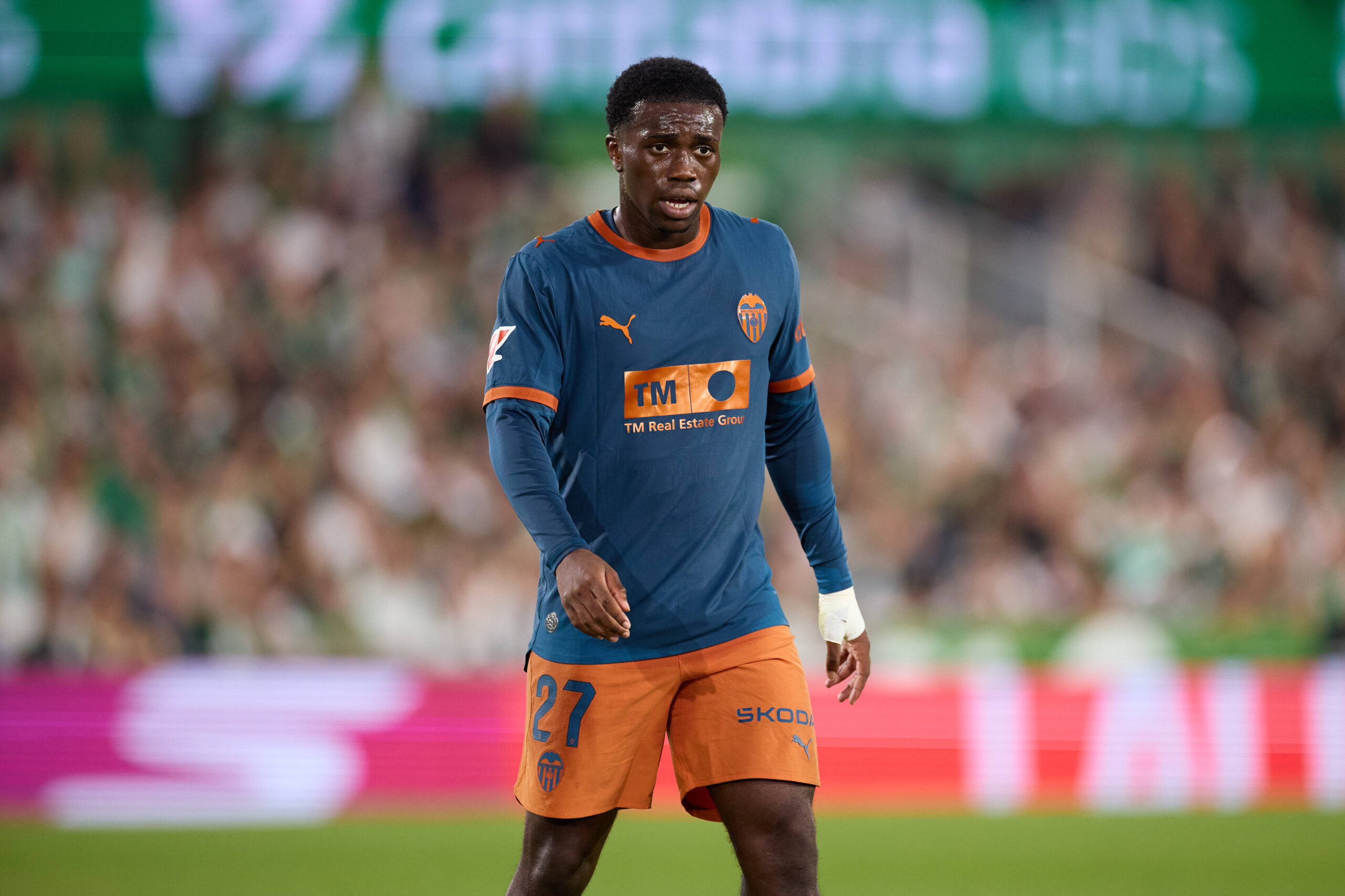 Newcastle, Valencia'nın 18'lik yıldızı Otorbi'yi izledi