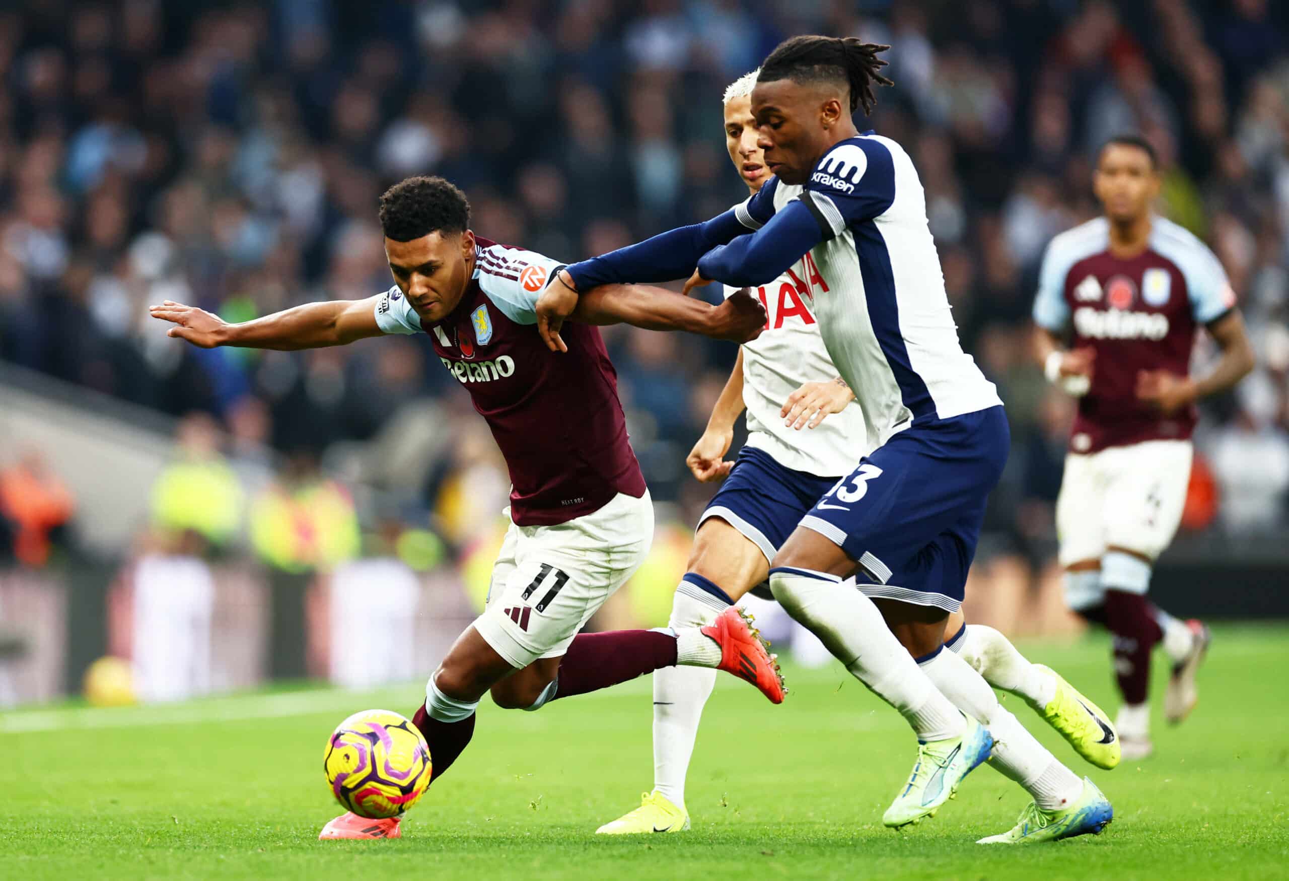 Udogie Sakatlığı: Tottenham'da Coventry Maçı Öncesi Şok