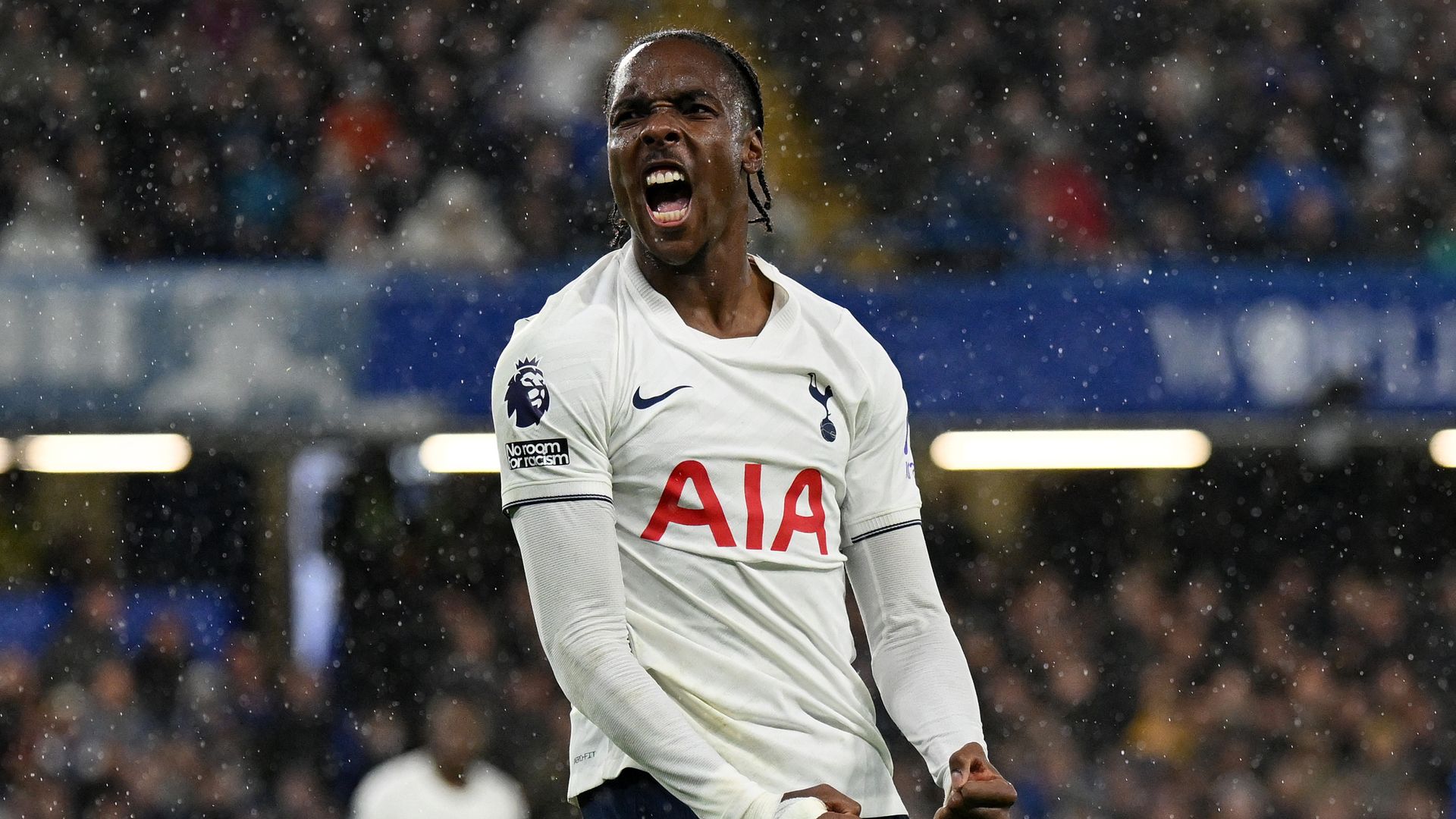 Chelsea 0-2 Tottenham: Penders Hatası ve Palmer Kırmızı Kartı