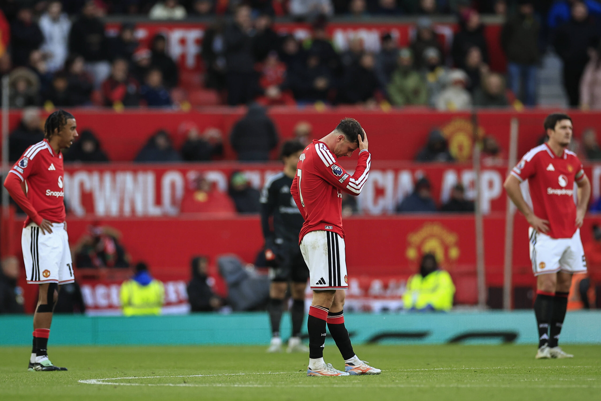 Manchester United 0-3 Bournemouth: Kırmızı Şeytanlar Krizde